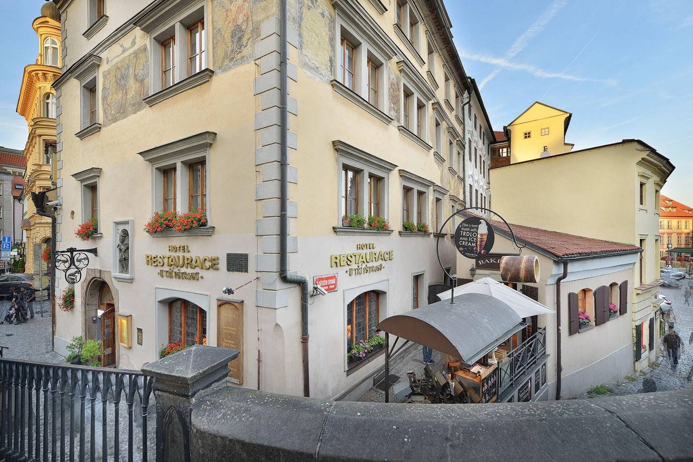 U-Tri-Pstrosu-General-view-1