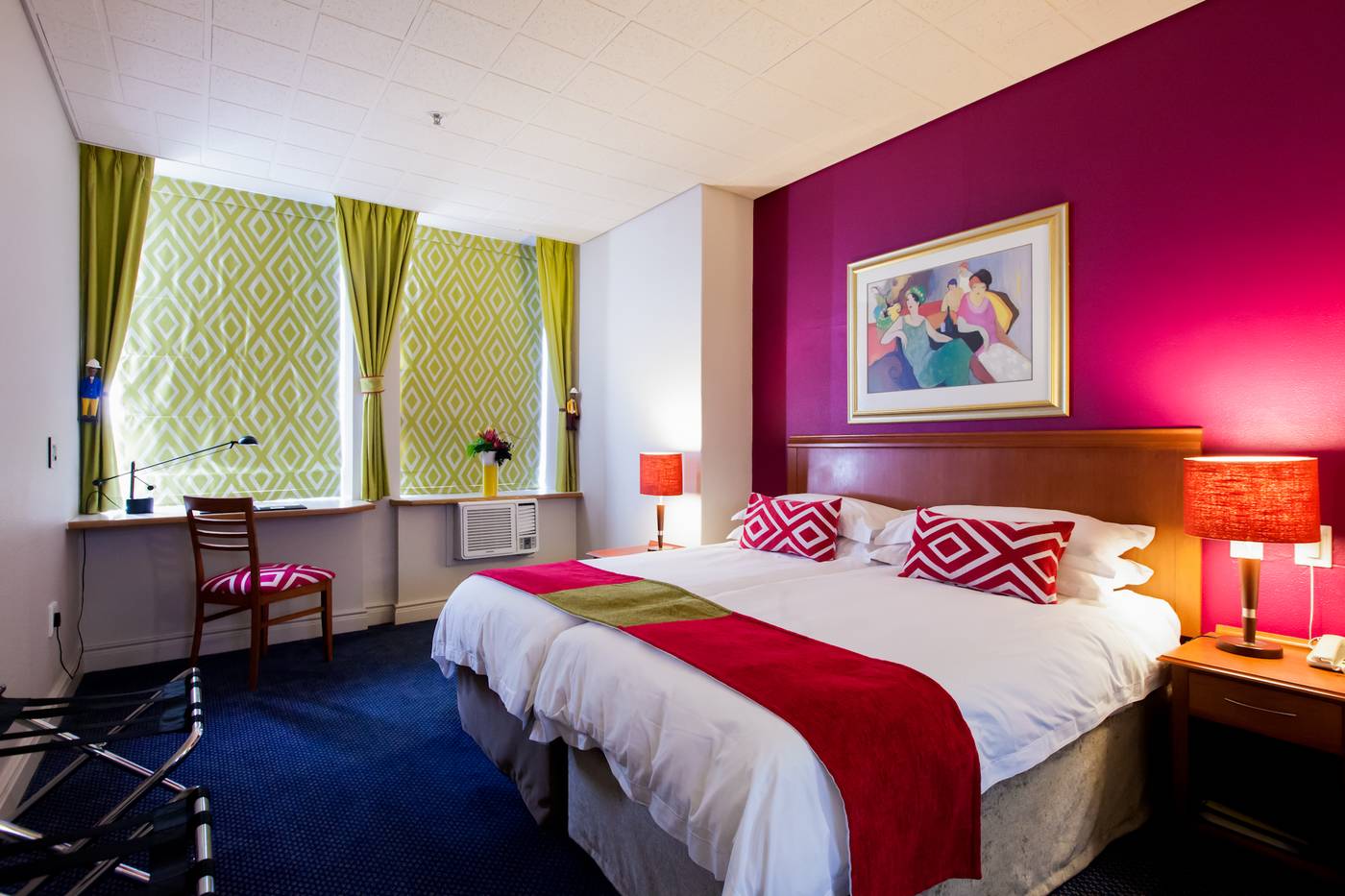 Cape-Town-Lodge-Hotel-Room-8