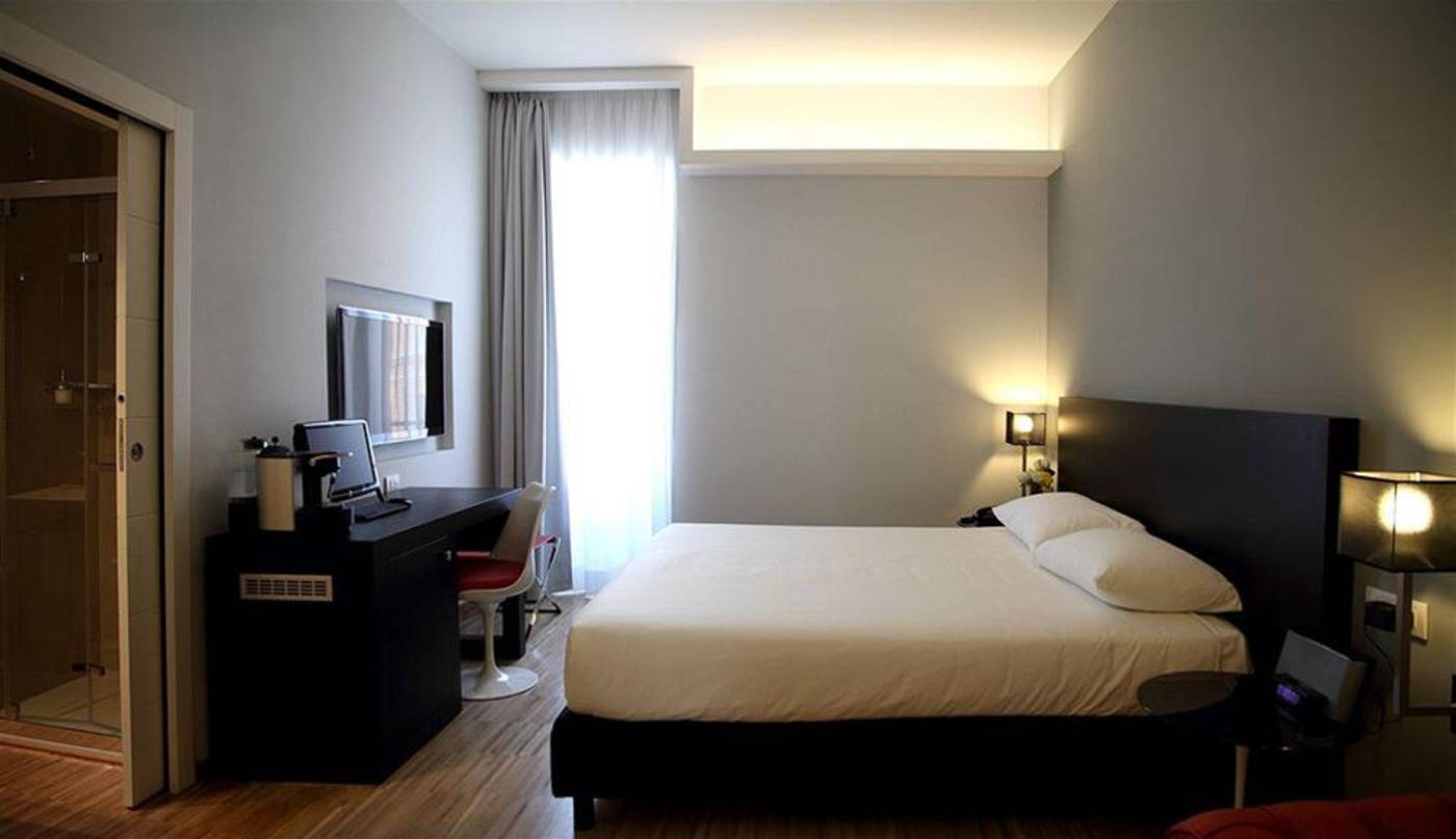 At-Home-Townhouse-Room-24