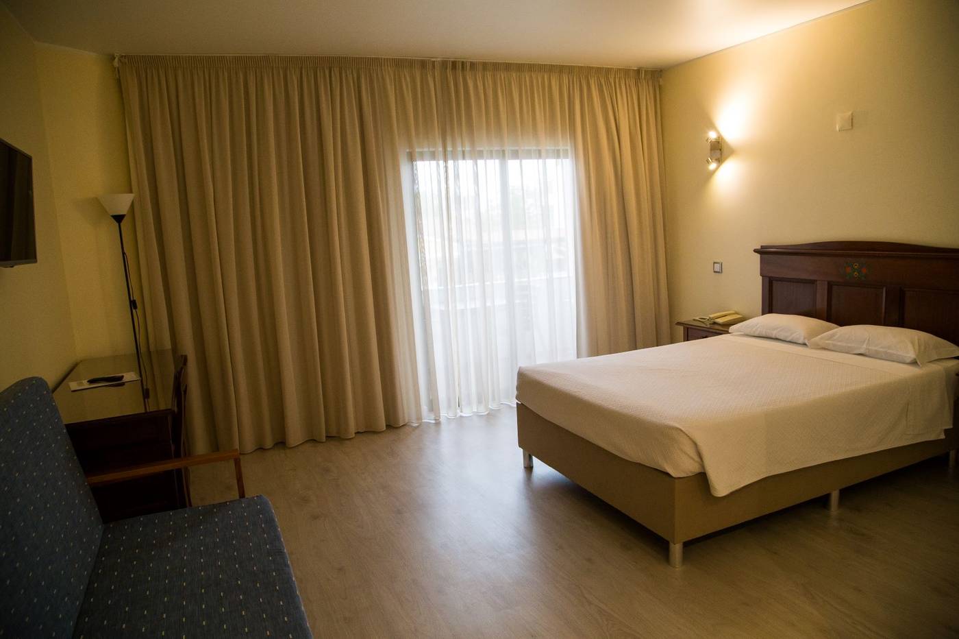 Dom-Fernando-Room-16