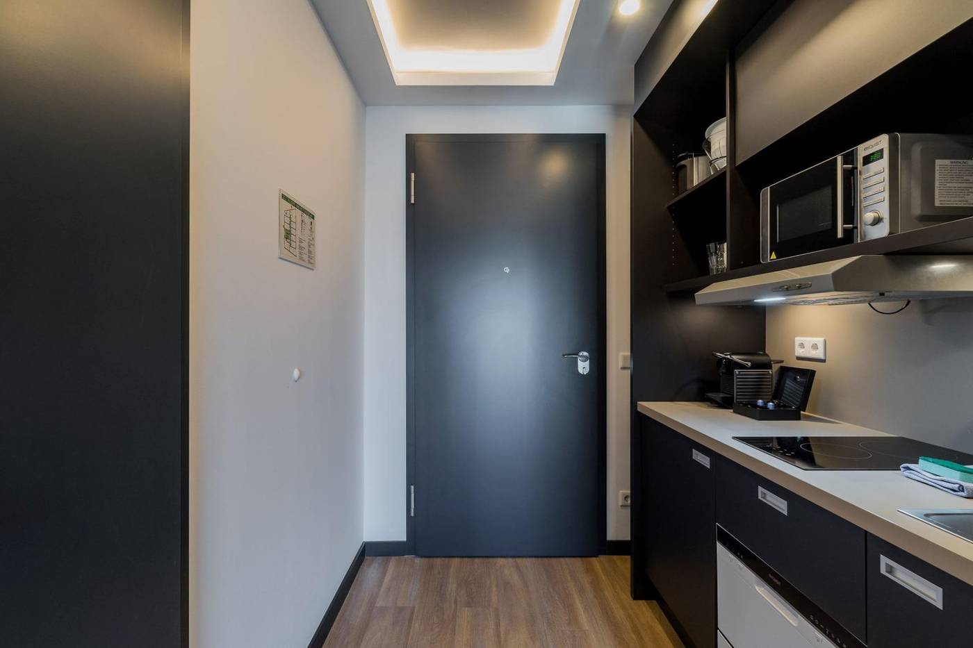 Nena-Apartments-Kreuzberg-61-Room-38