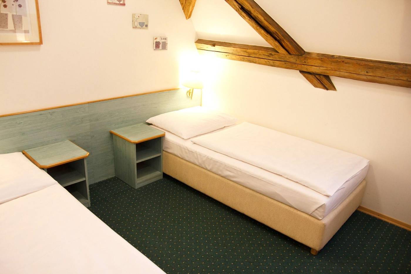 Adalbert-Brevnosky-Klaster-Room-23