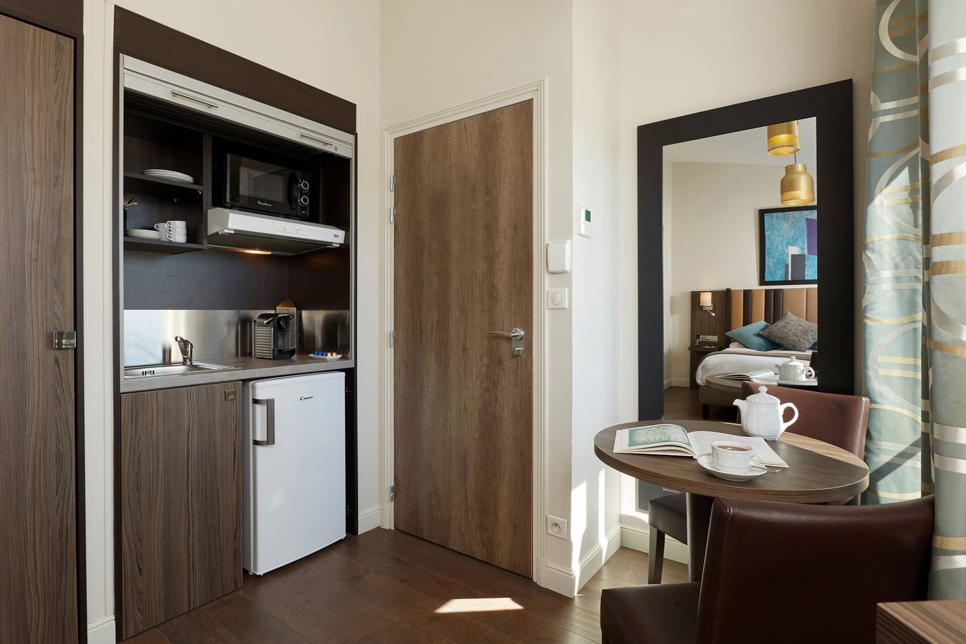 Regence-Etoile-Room-8