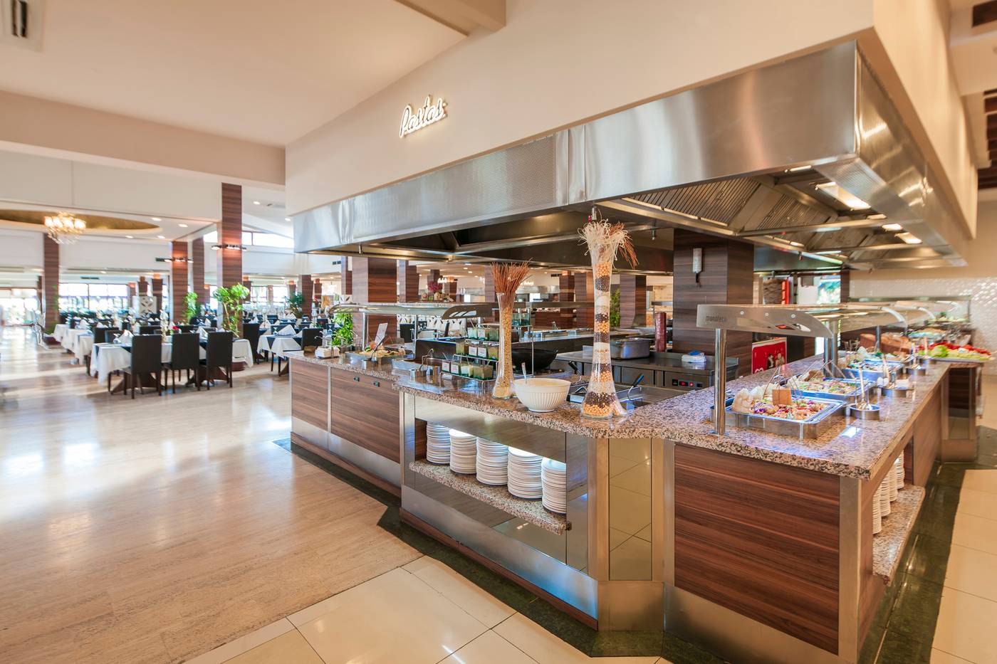 Club-Hotel-Turan-Prince-World-Select-Villa-Restaurant-52