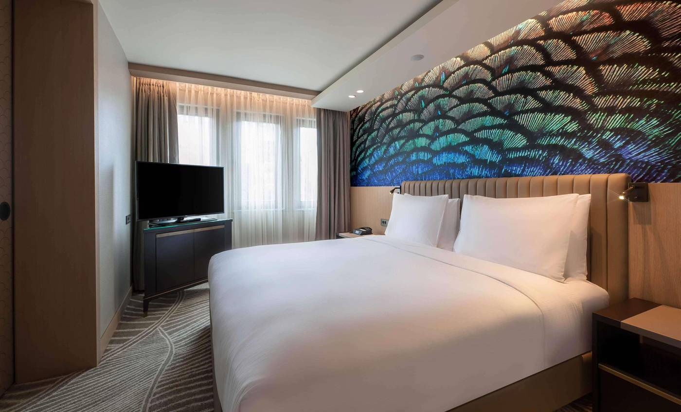 Doubletree-By-Hilton-Istanbul-Sirkeci-Room-31