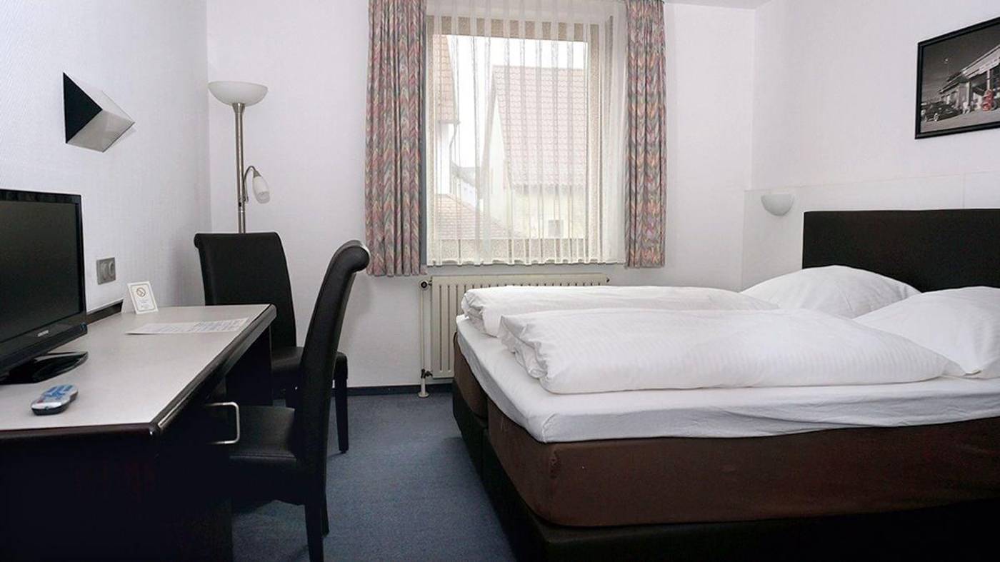 Hotel Gasthof Traube-Germany-KERNEN-Room-10