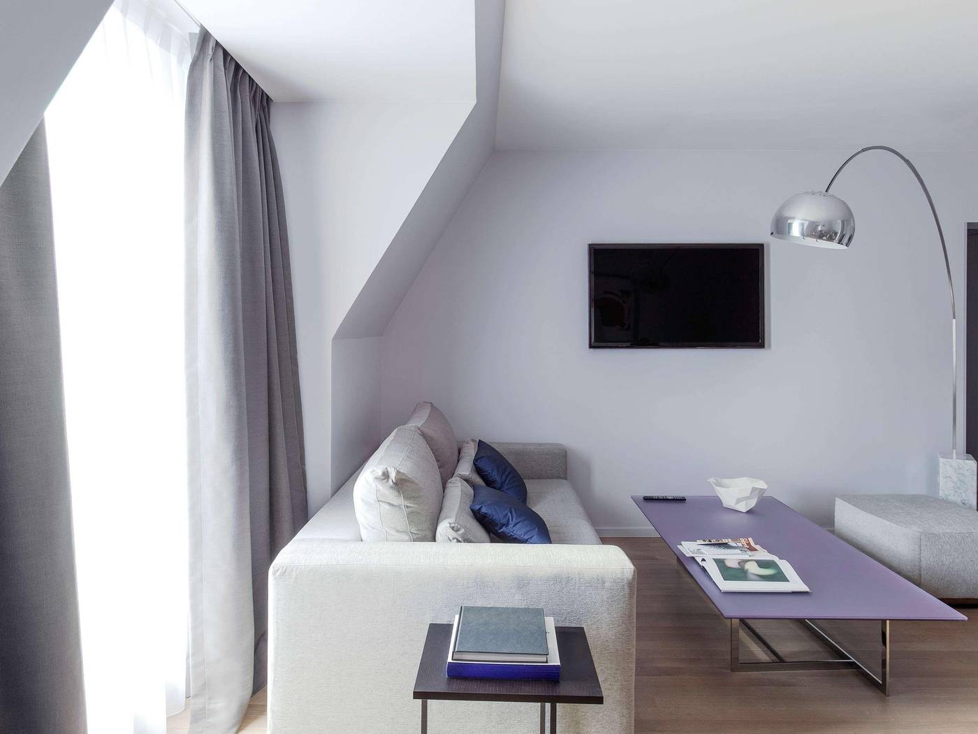 Sofitel-Paris-Arc-de-Triomphe-Room-45