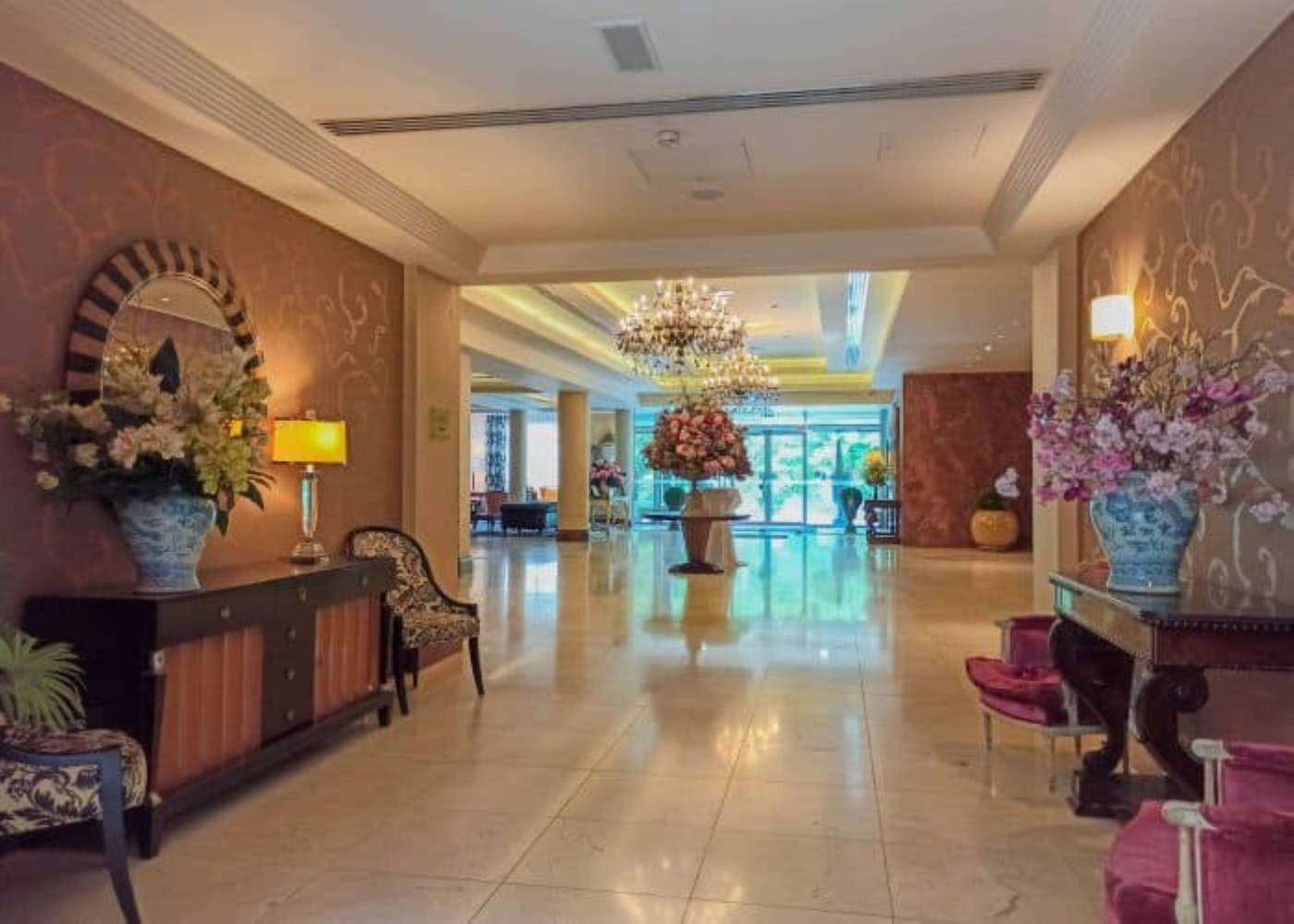 Salthill-Ireland-Galway-Lobby-2