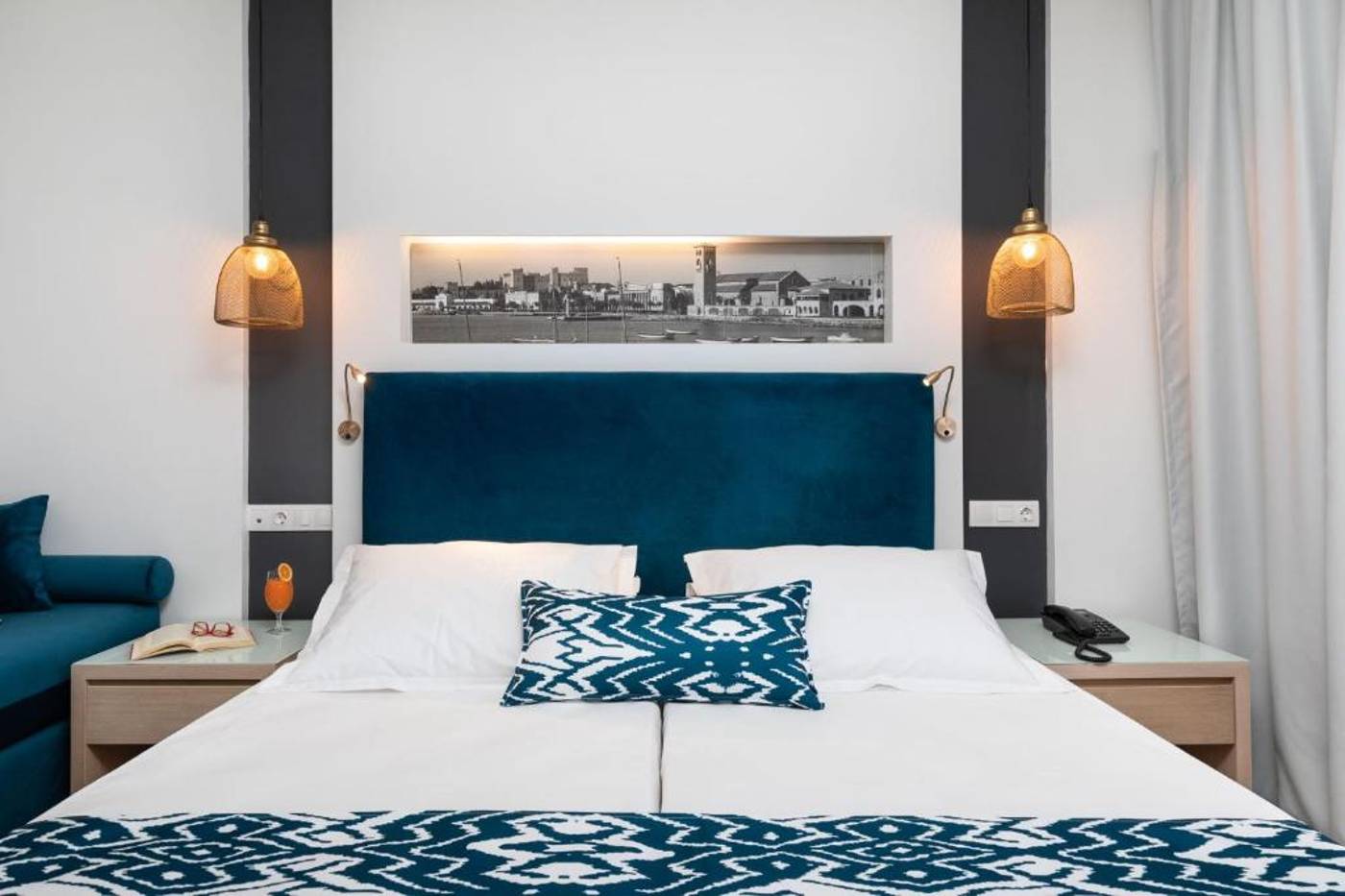 Alexia-Premier-City-Hotel-Room-15