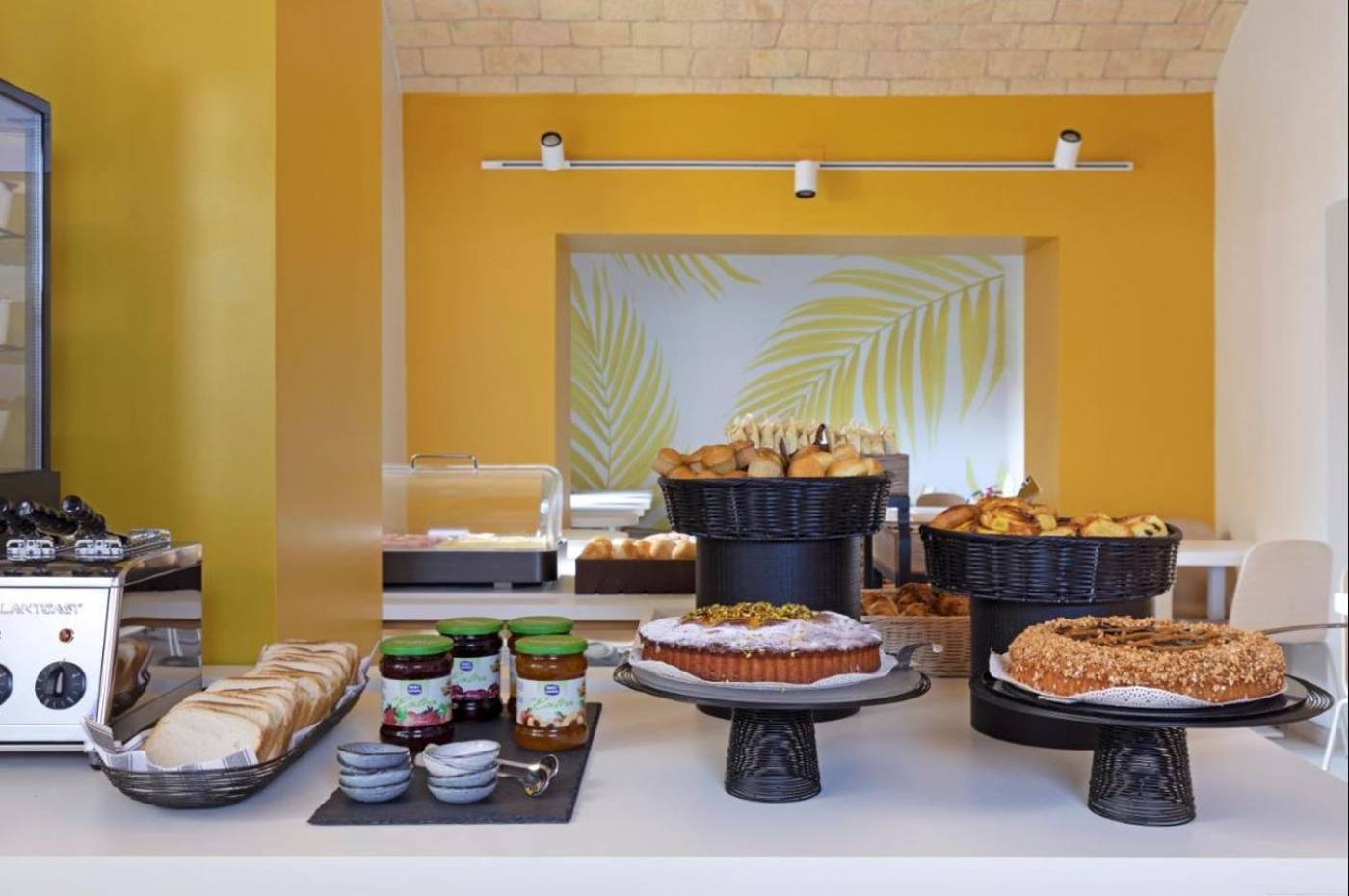 B-b-Hotel-Roma-San-Lorenzo-Termini-General-view-32