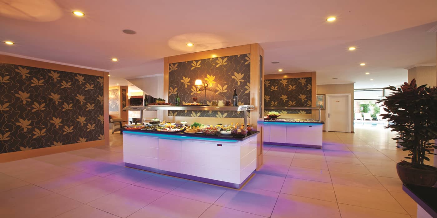 Malibu-Beach-Hotel-Bar-24