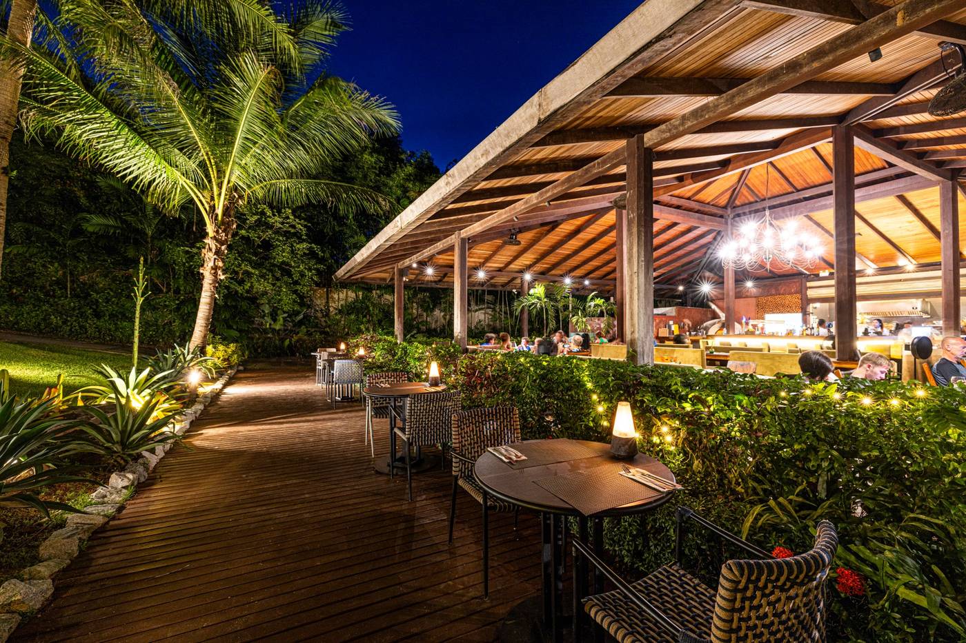 Barcelo-Coconut-Island-Restaurant-19