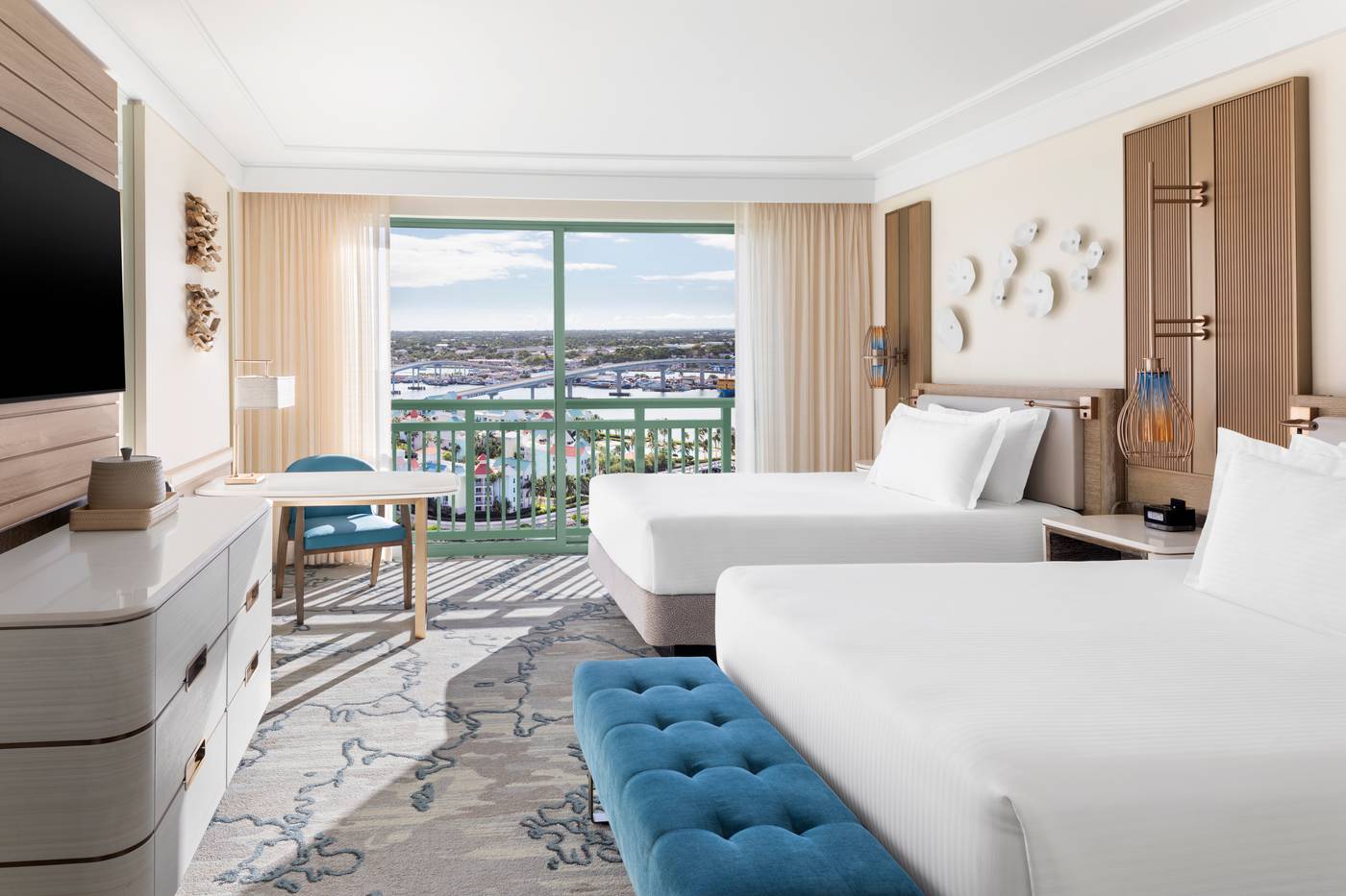 The-Royal-at-Atlantis-Room-28