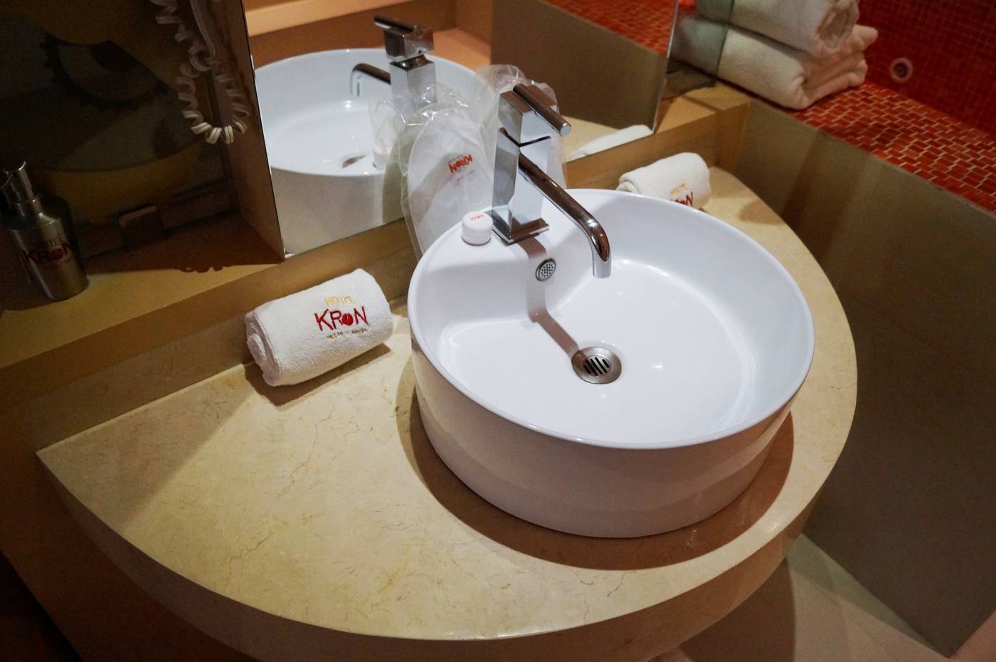 Kron-Mexico-CIUDAD DE MEXICO-Room-5