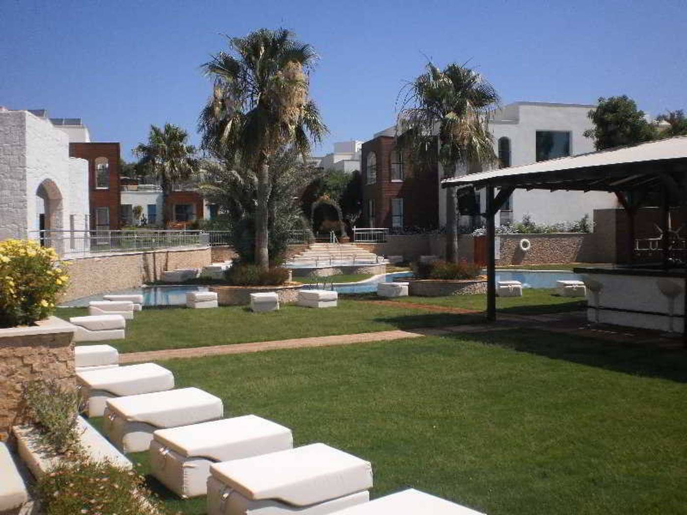 Luvi-Hotel-Sports-and-Entertainment-6
