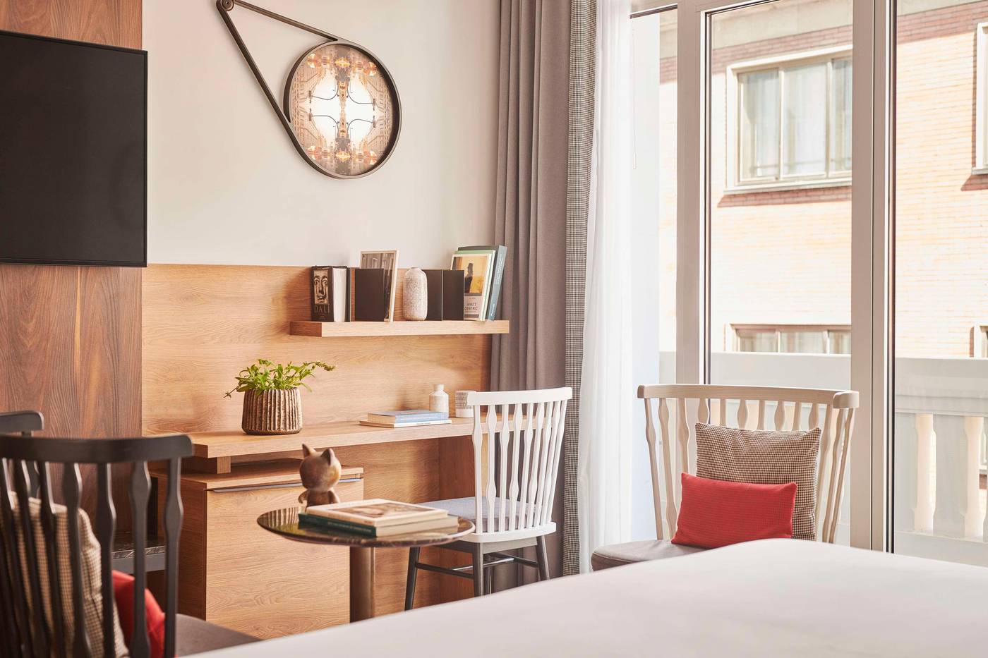 Hyatt-Centric-Gran-Via-Madrid-Room-68