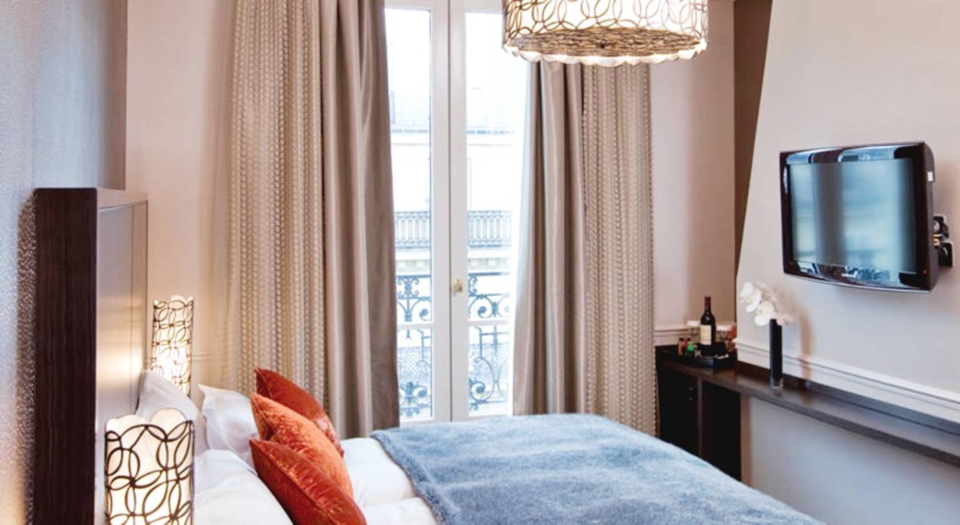 Hotel-Lumen-Paris-Louvre-Room-23