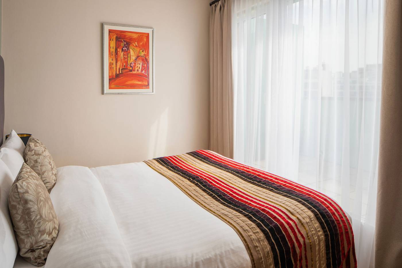 Escala-Hotel---Suites-Room-37