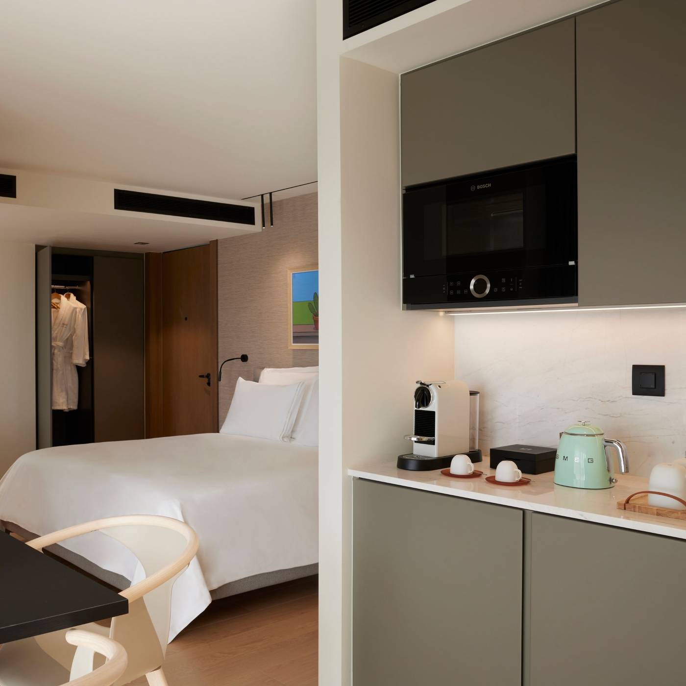 Dusit-Suites-Athens-Room-7