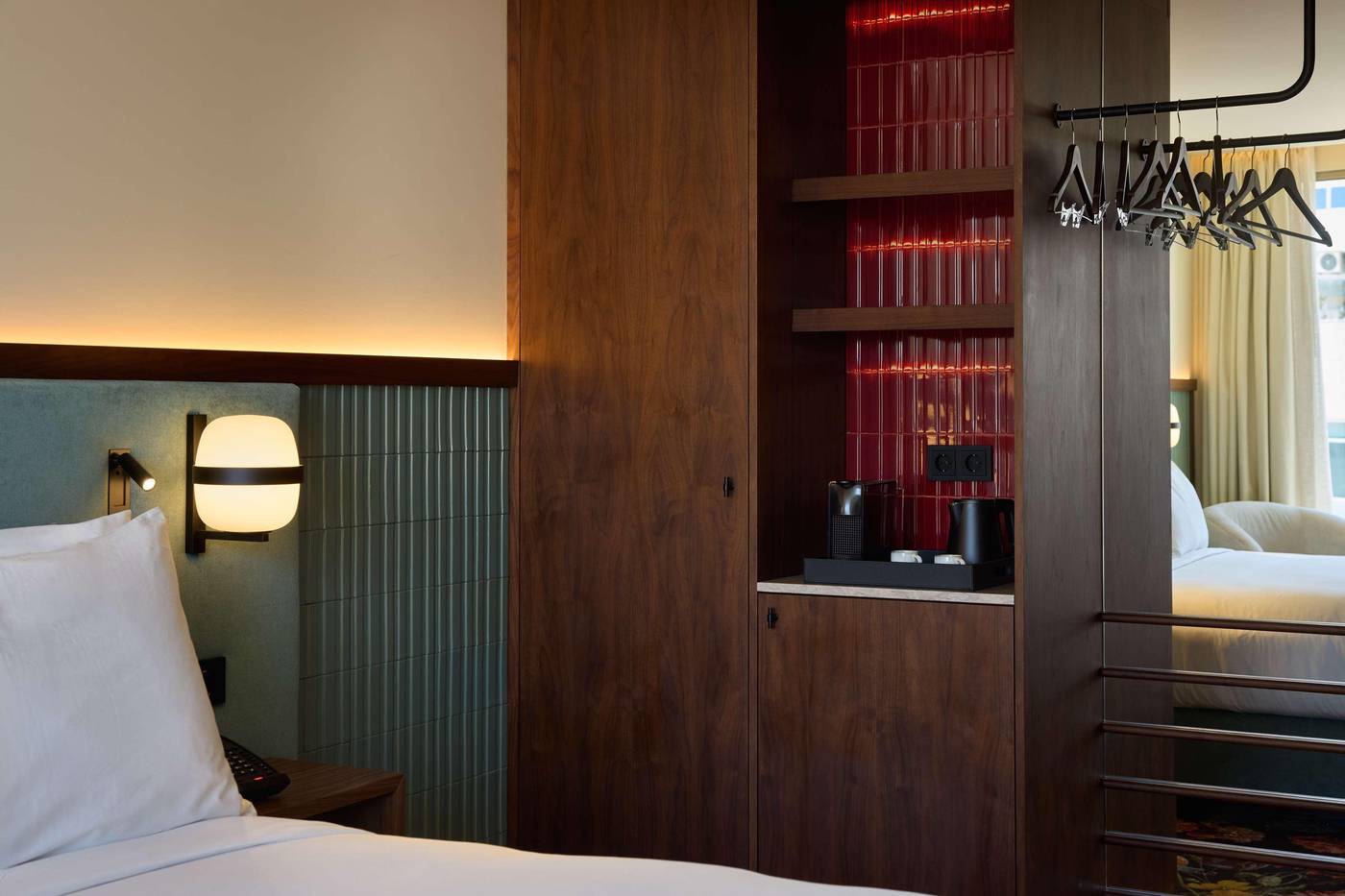DUO-Hotel-Lisbon--Curio-Collection-By-Hilton-Room-36