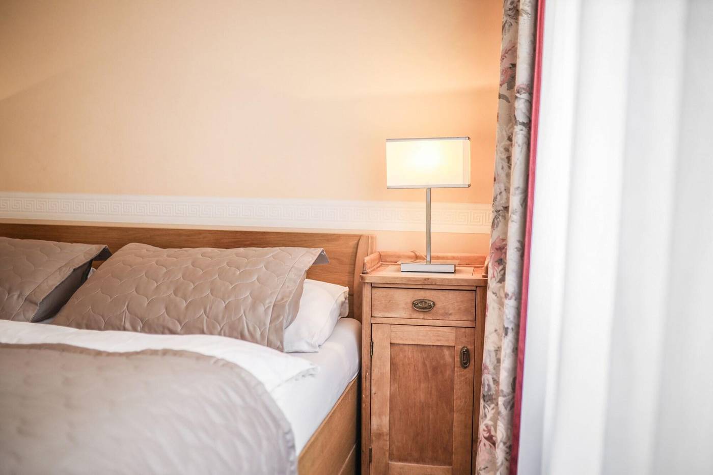 Hotel Kavalerie-Czech Republic-KARLOVY VARY-Room-9