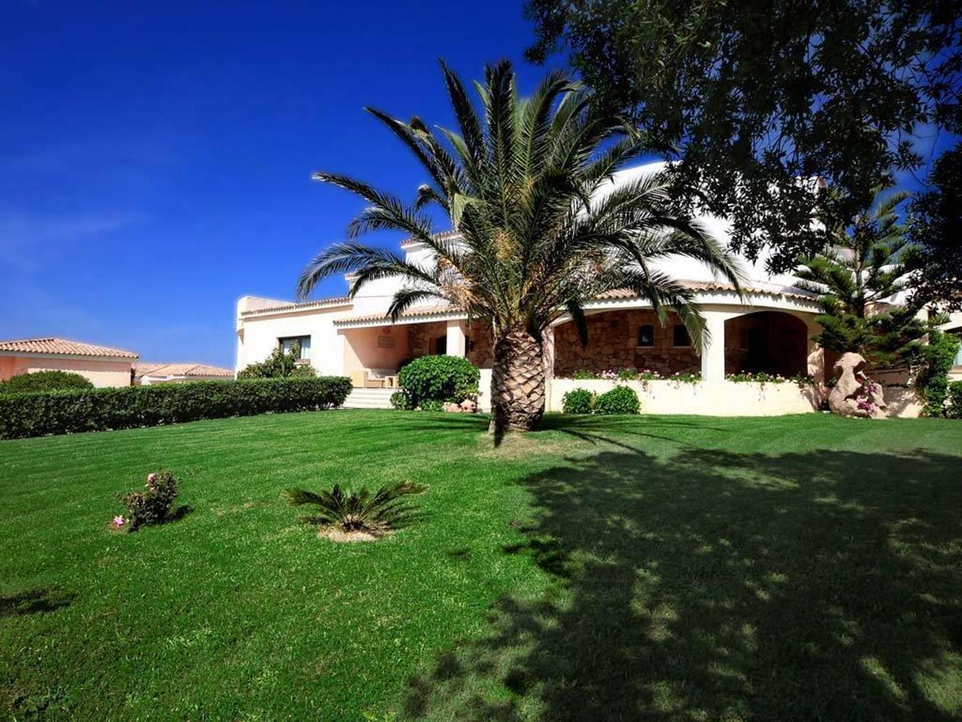 Micalosu-Hotel-General-view-5