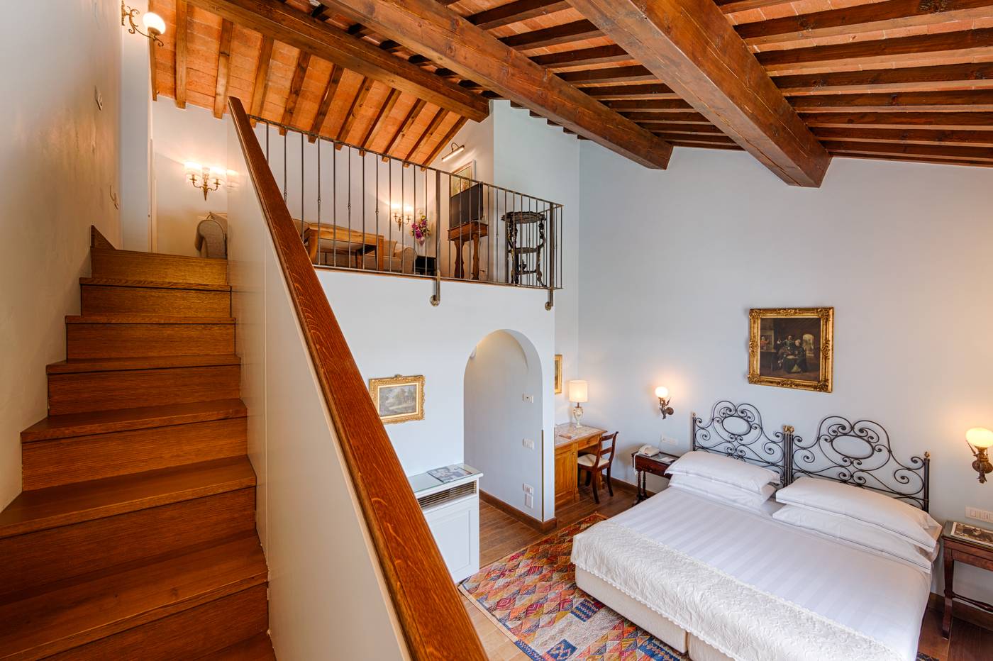 Hotel-Mulino-di-Firenze-WorldHotels-Crafted-Room-19