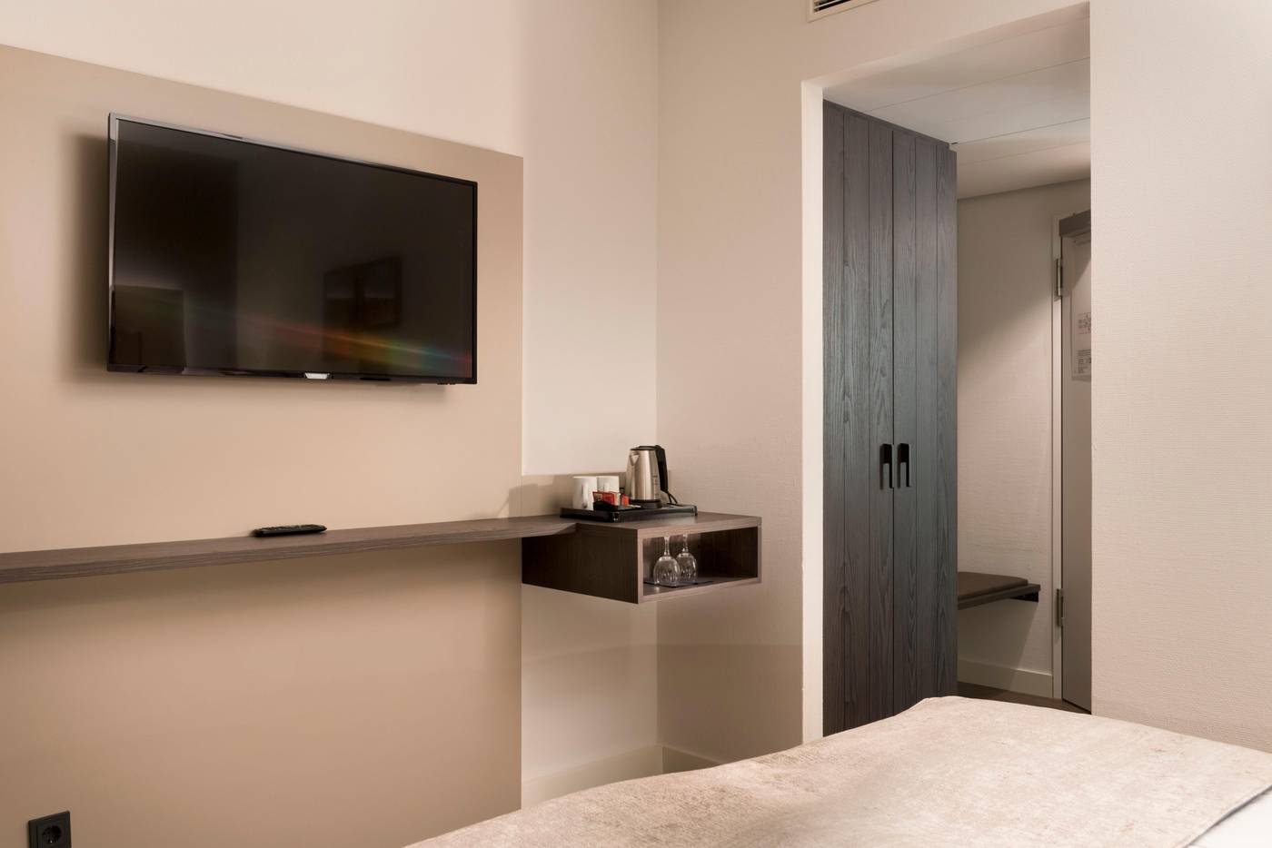 Holiday-Inn-Berlin---City-West-Room-25