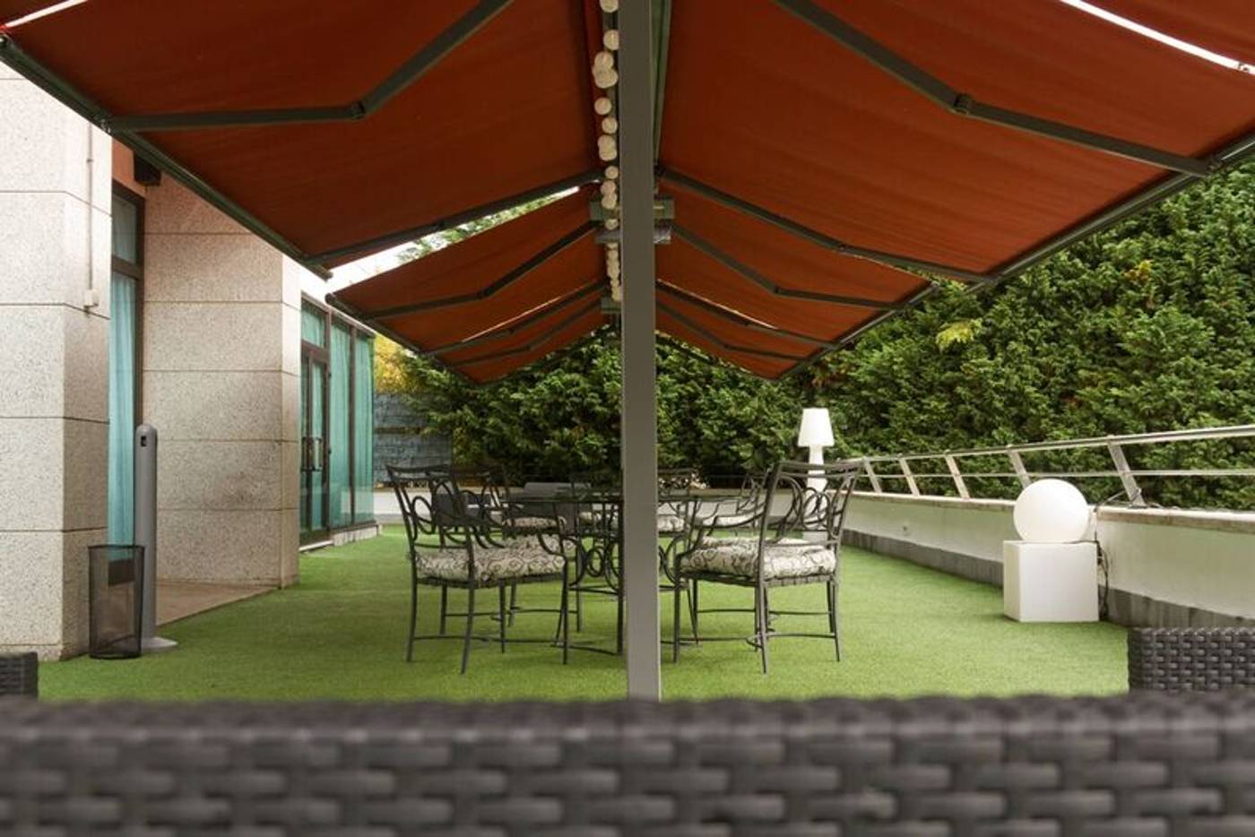 Zentral Gijon Rey Pelayo-Spain-GIJON-General view-1