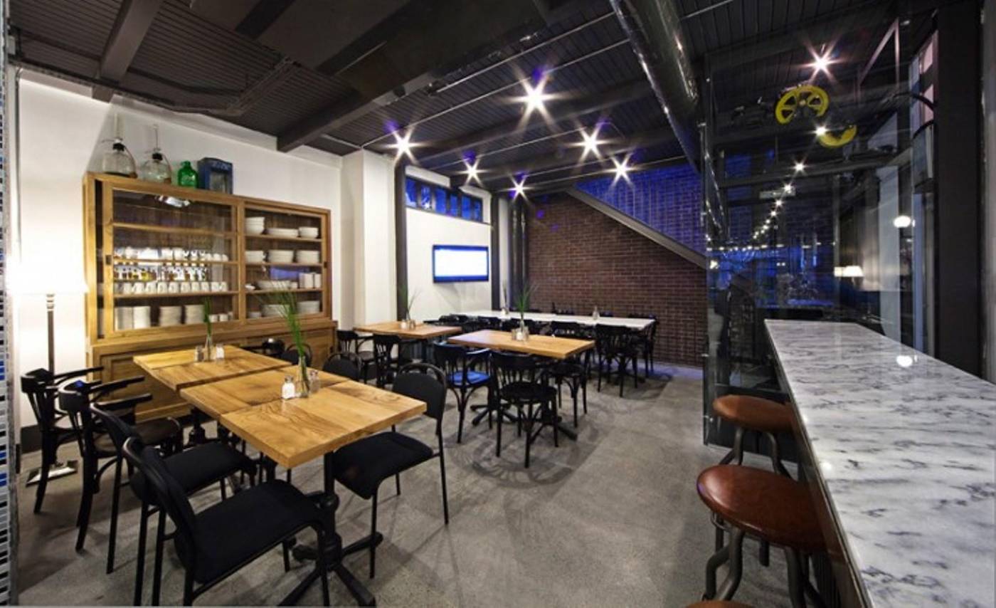 Faros-Hotel-Taksim-Restaurant-8