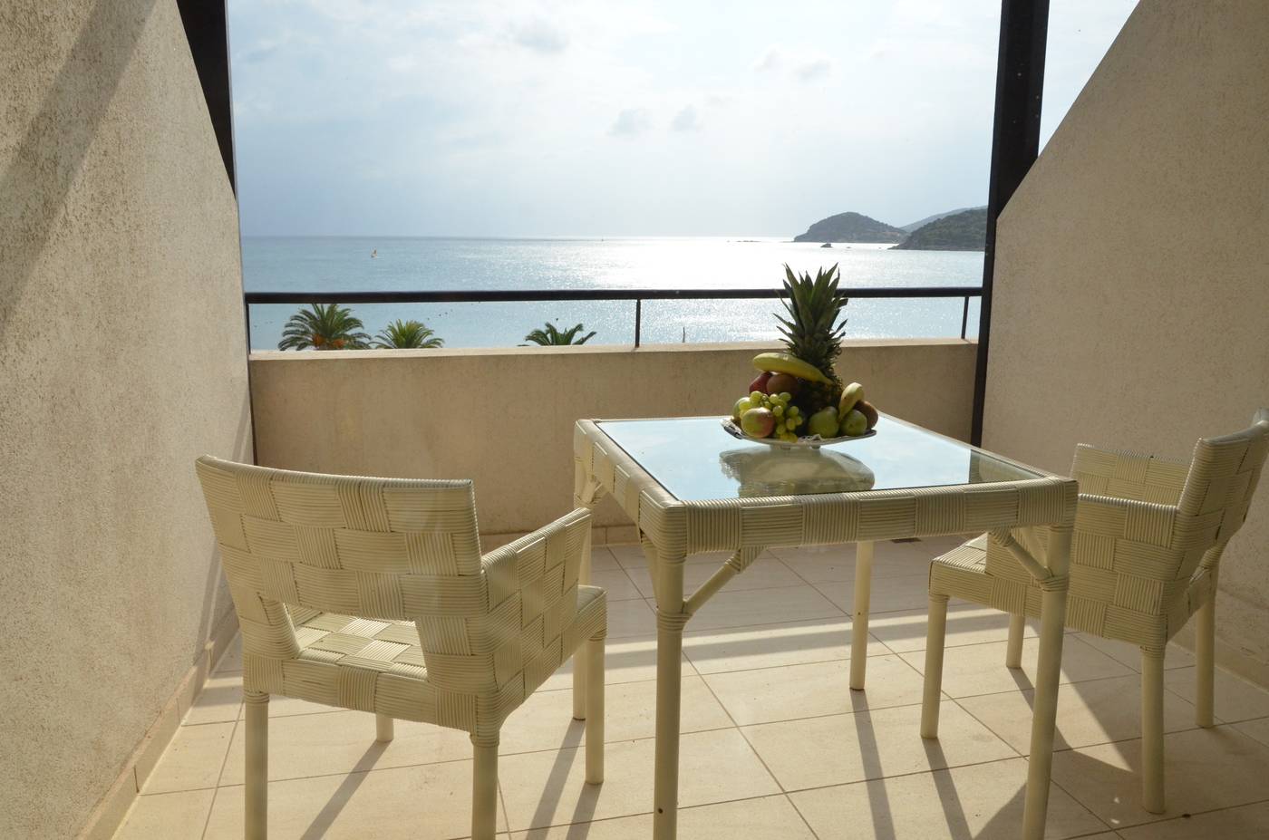 Plaza-Resort-Hotel-Room-44