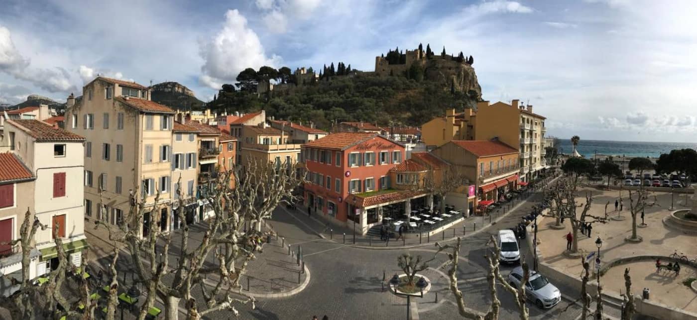 Hotel Liautaud-France-Cassis-Lobby-3