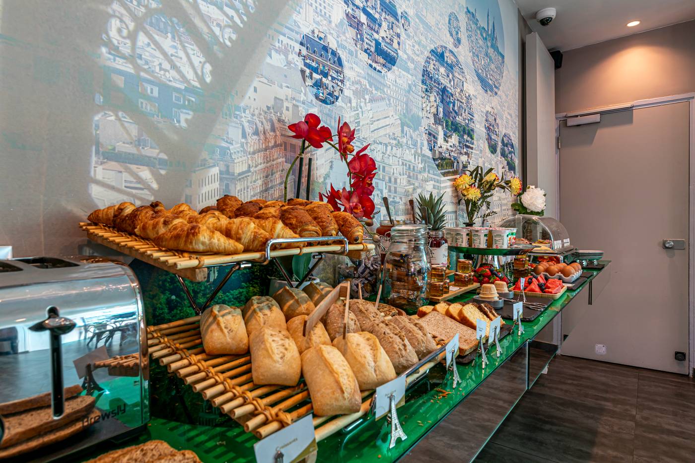 Hotel-Alpha-Paris-Eiffel-by-Patrick-Hayat-Restaurant-54