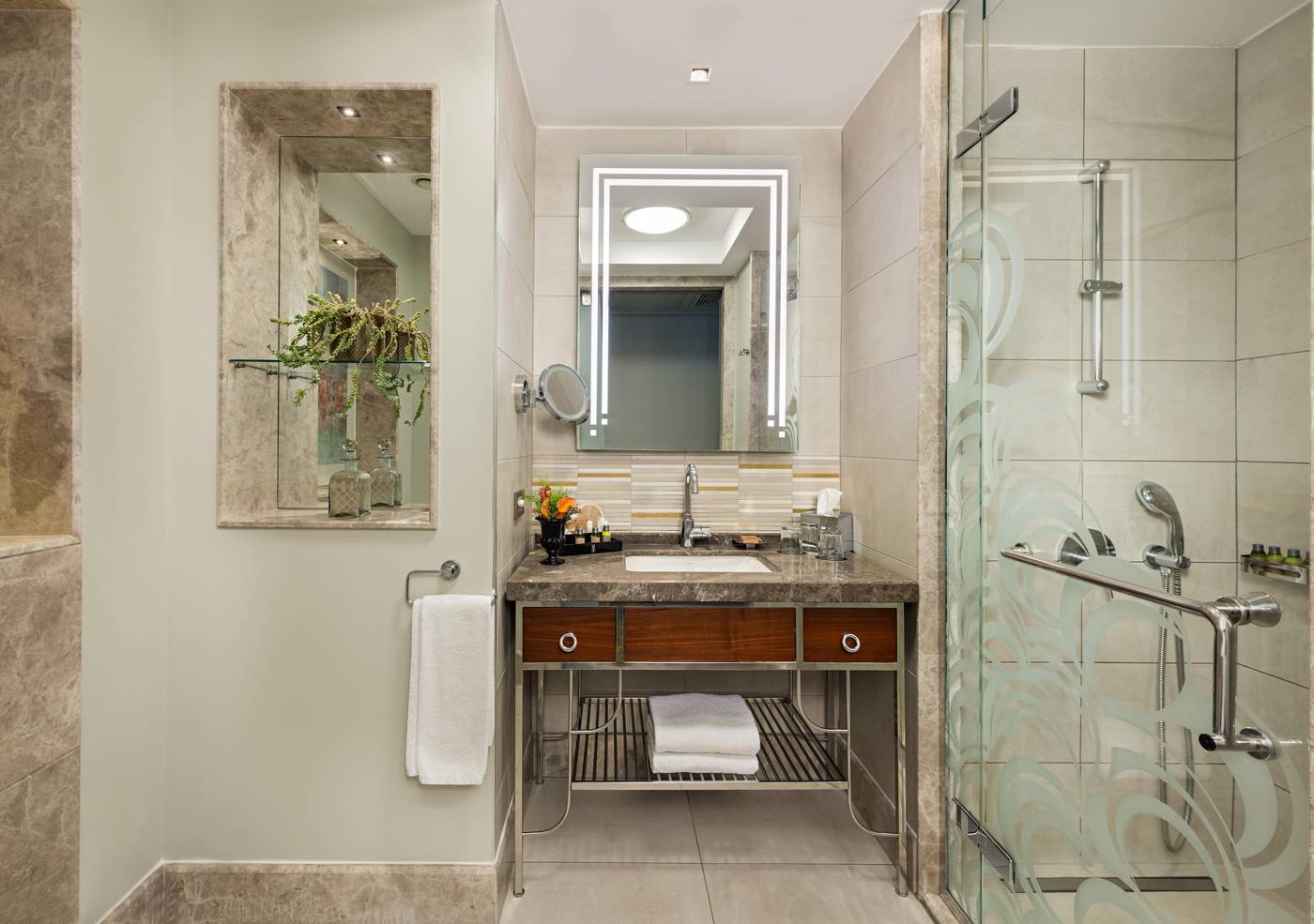 The-Artisan-Istanbul-MGallery-Room-42