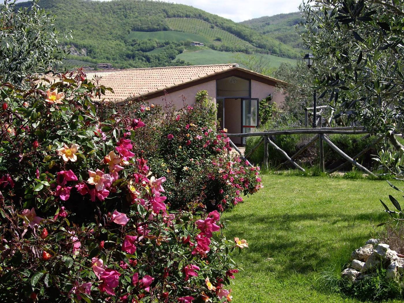 Country House Pro Vobis-Italy-ASSISI-General view-2