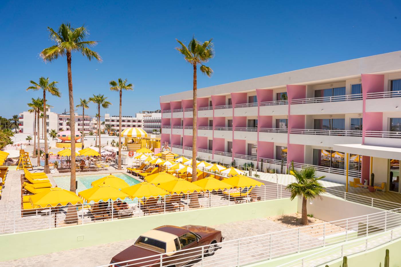 11.11.25 Los Felices