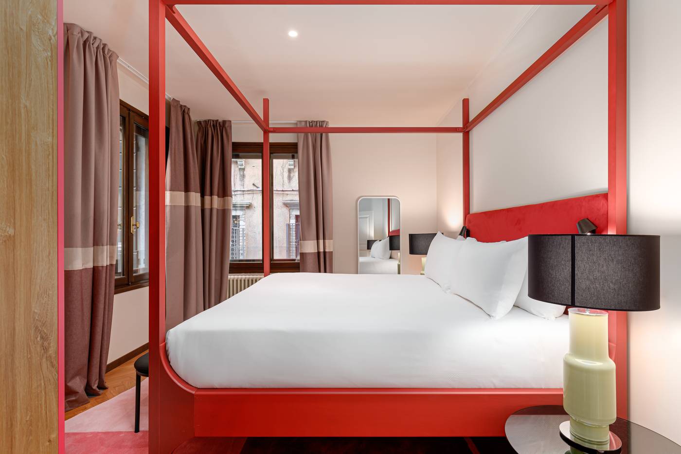 Palazzo-Dei-Fiori-By-Room-Mate-Room-46