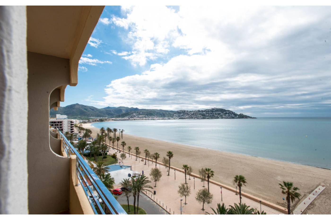 Prestige-Victoria-Beach-86