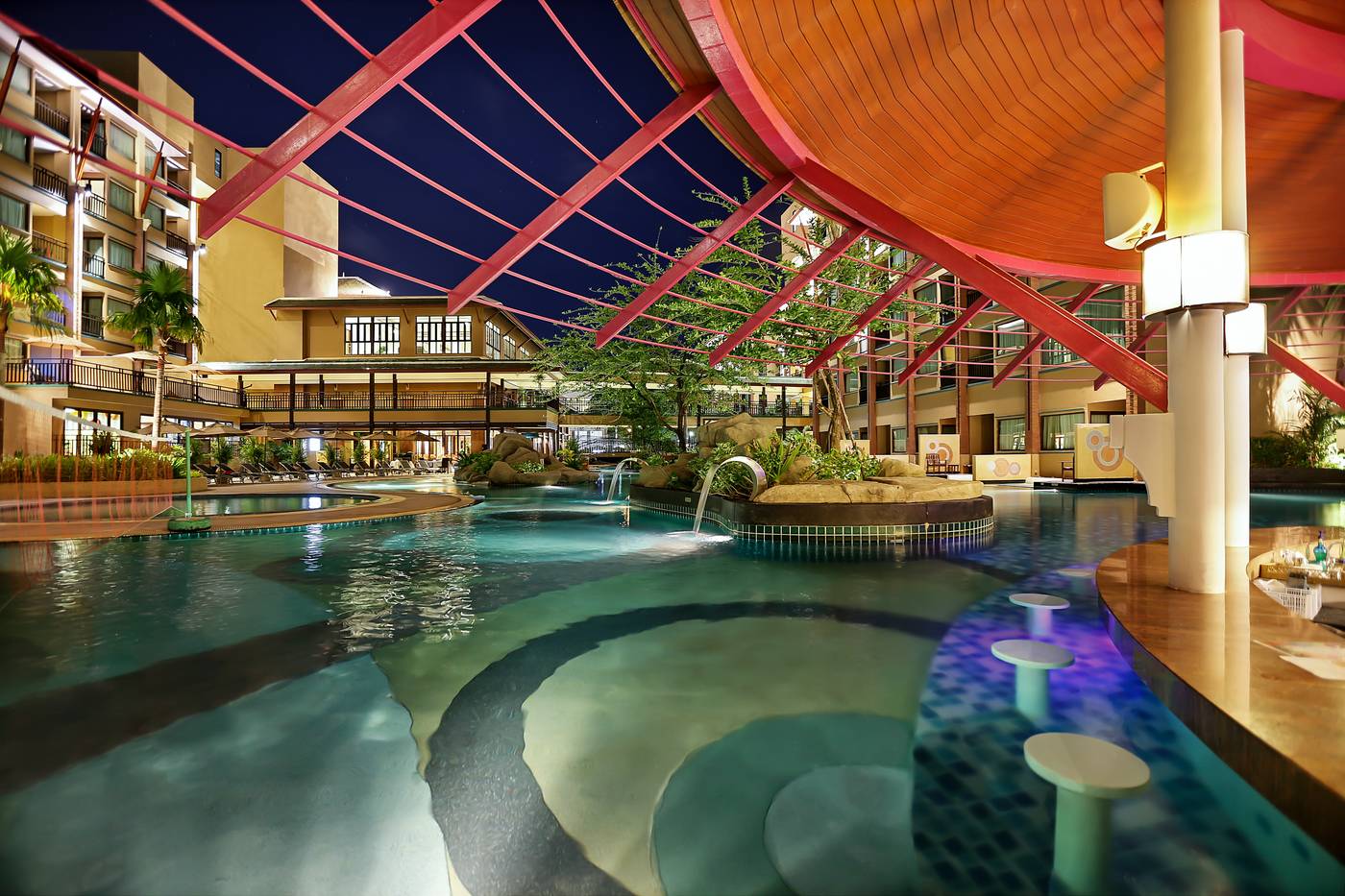 Novotel-Phuket-Vintage-Park-Bar-70