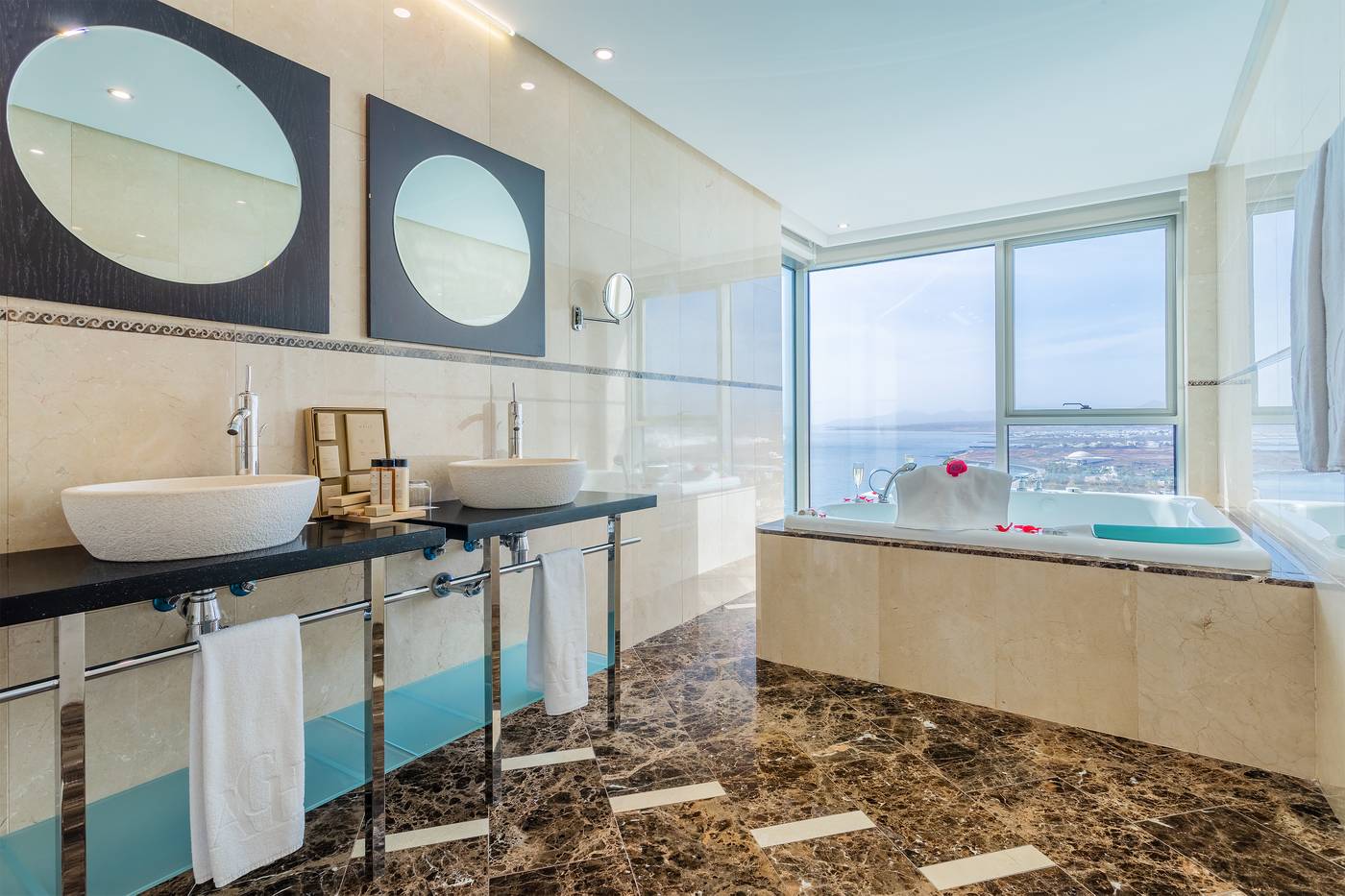 Arrecife-Gran-Hotel---Spa-Room-29