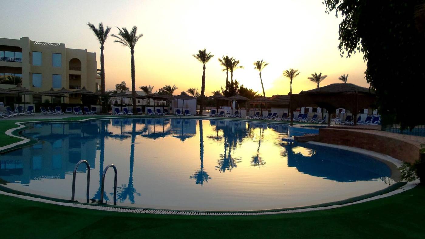 Panorama-Bungalows-Resort-El-Gouna-Pool-4