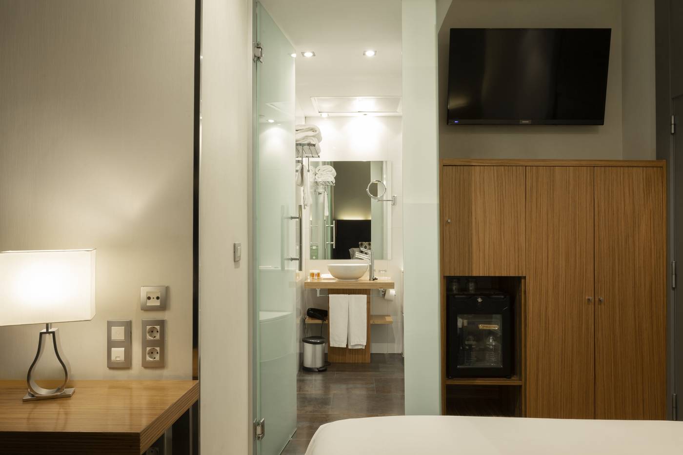 Petit-Palace-Plaza-del-Carmen-Room-16