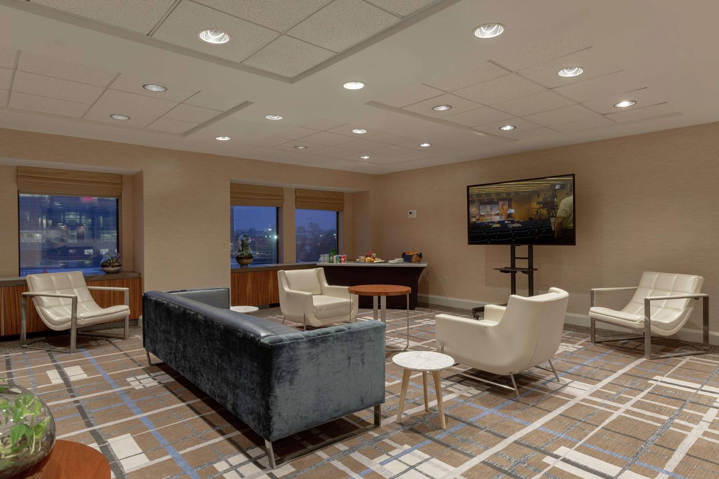 DoubleTree-Suites-by-Hilton-Hotel-Boston-Cambridge-Conferences-14