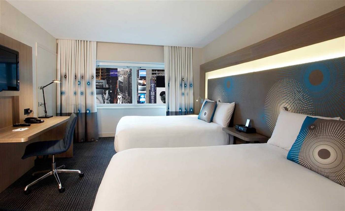 M-Social-Hotel-Times-Square-New-York-Room-36