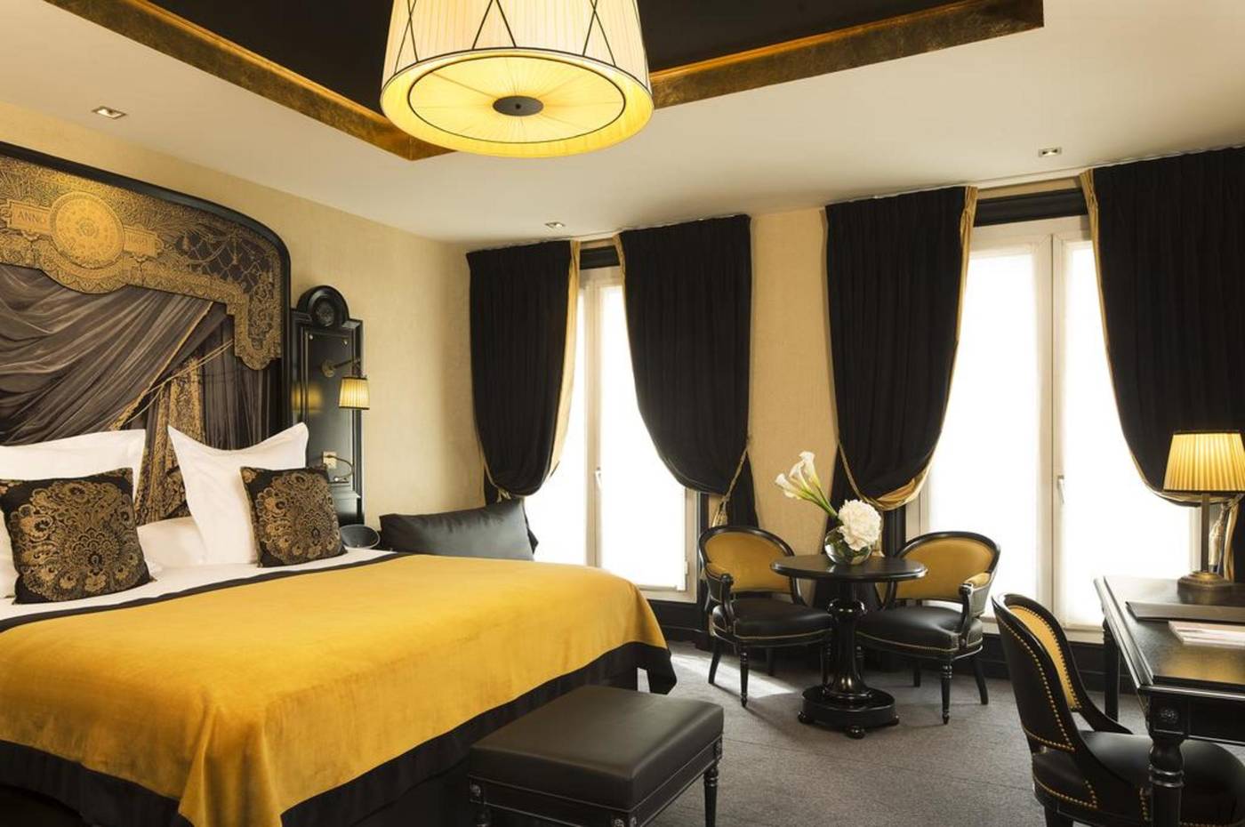 Hotel-Le-Belmont-Paris-Room-23