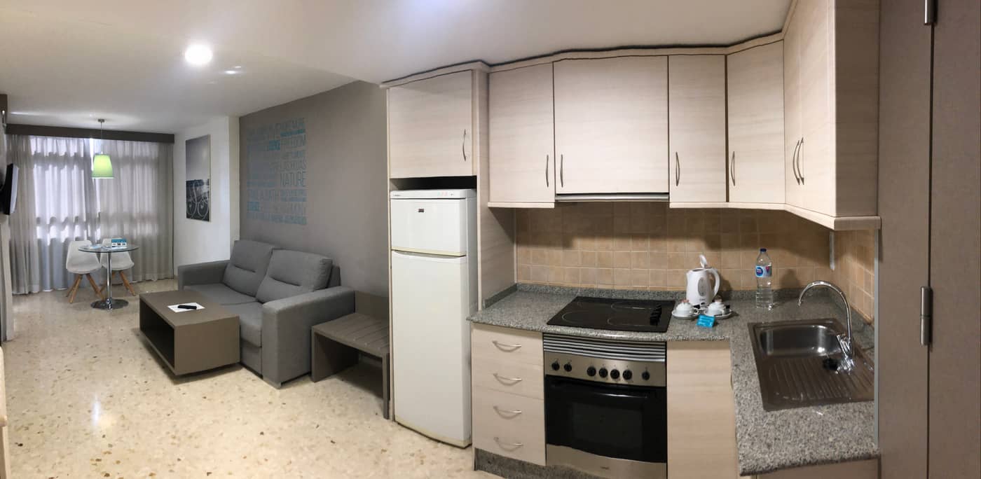 Flamingo-Beach-Resort---Adults-Recommended-Room-32