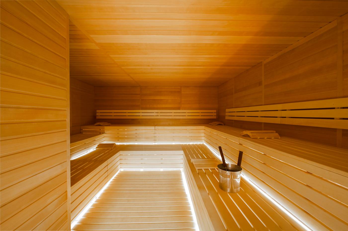 Hotel-Eden-Sports-and-Entertainment-68