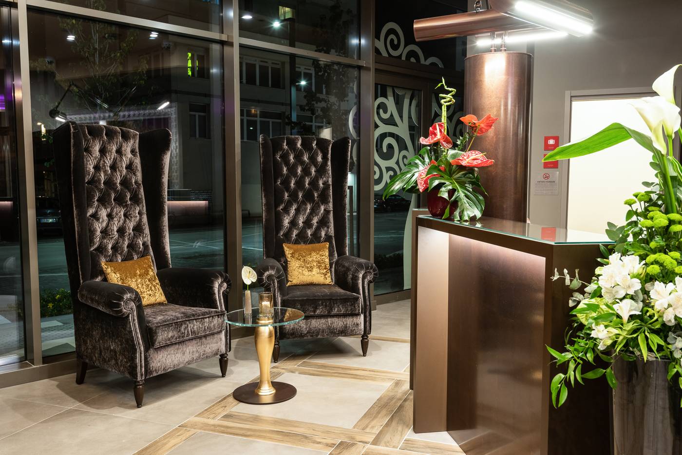 Leonardo-Royal-Hotel-Venice-Mestre-Lobby-1