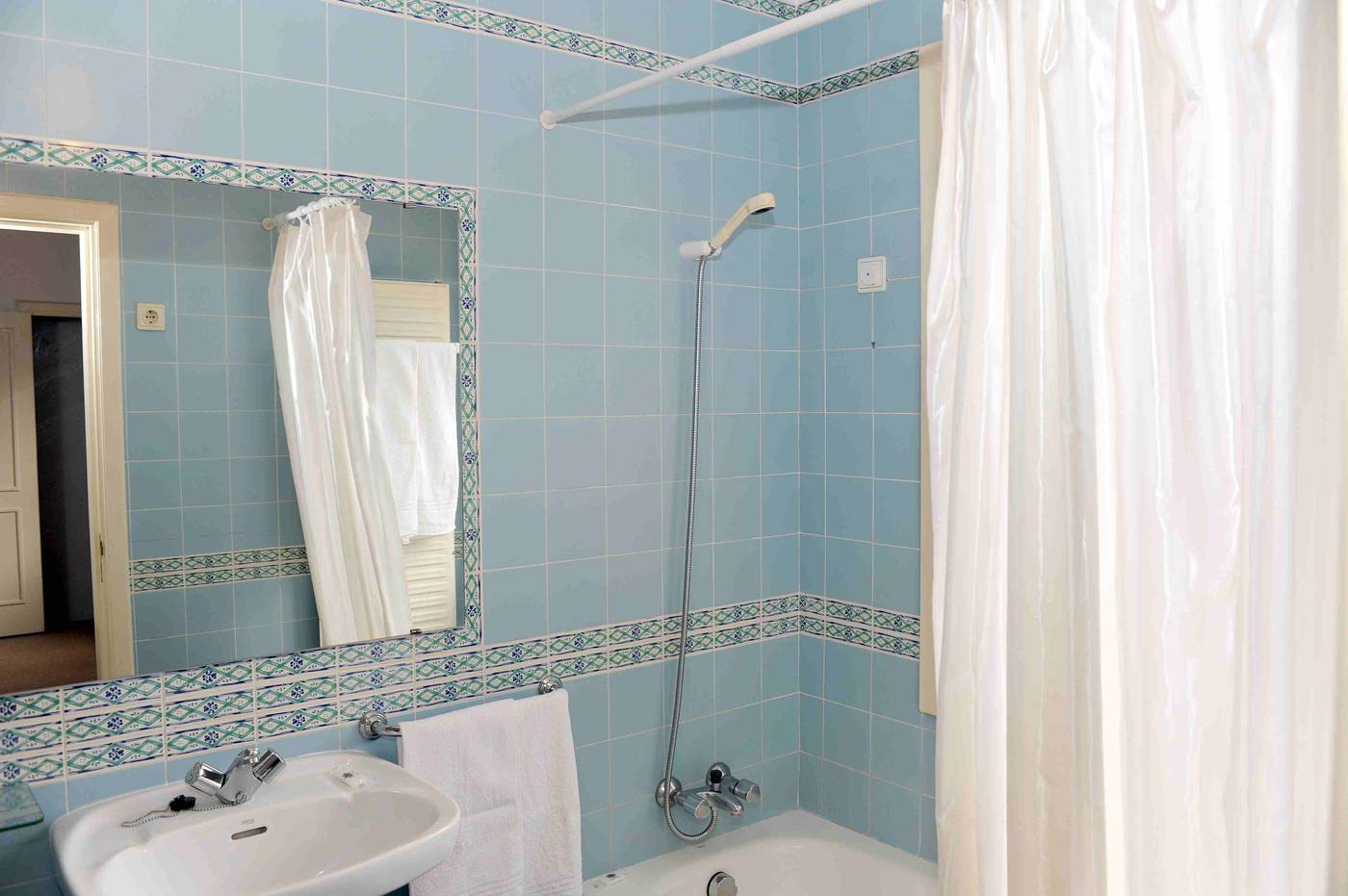 Quinta-Santo-Antonio-Da-Serra-Room-35