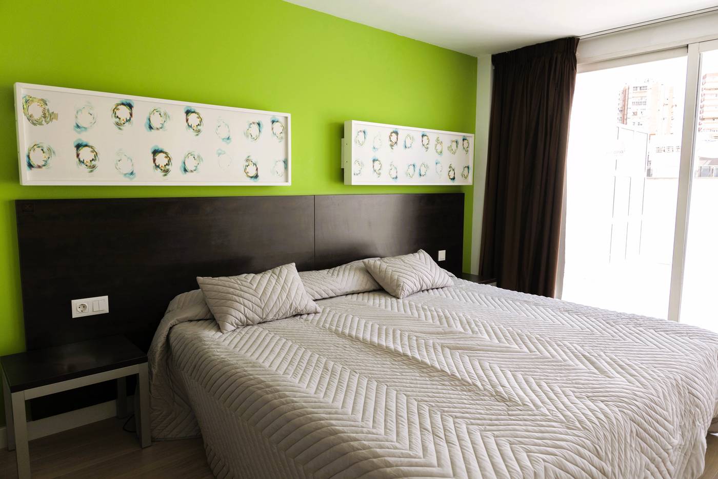 Sol-y-Sombra-Room-20